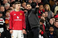 阿莫林点名批评曼联一嫡系！训练必须加把劲，否则明年就买人替代