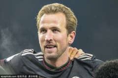 欧洲足球：哈里·凯恩替补出场上演帽子戏法，拜仁狂胜斯图加特