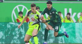 德甲最新积分榜更新：多特蒙德强势逼近拜仁，争冠形势愈加激烈