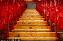 埃基蒂克：萨拉赫很职业+他是我榜样 赢球让我们重新找回势头