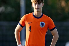 巴萨防线大改造！18岁荷兰“宝石”+4000万德甲铁闸双星加盟在即