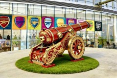 枪迷集合，枪魂入画，阿森纳艺术首展落地上海