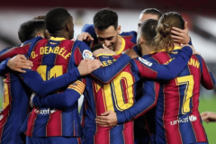 周日010 西甲：比利亚雷亚尔VS埃尔切 黄潜主场稳守欧冠区，保级客队客场难爆冷