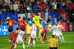 周四003意大利杯：拉齐奥VSAC米兰，意甲豪门德比！意杯生死战一触即发