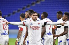 巴塞尔主场强势，维拉欧冠黑马，两队争夺小组前二。