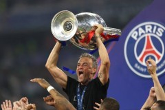 欧冠冠军主帅！镜报独家：曼联将恩里克作为正式主帅主要目标之一