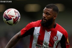 太牛了！一个赛季两次当选英超月最佳，24岁“新蜂王”真是不好惹