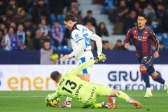 西甲第26轮：阿拉维斯客场0-2负于莱万特，最新积分榜变动解析