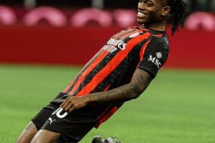 莱奥一剑封喉，AC米兰1-0复仇拉齐奥，登顶意甲积分榜坐山观虎斗