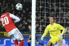 欧冠阿森纳3比0布鲁日，马杜埃凯梅开二度，核心伤停新锐爆发