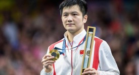 樊振东蛇年最后1战！德甲联赛赢1场败1场，单打逆袭、双打惜败