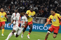 法甲第26轮焦点战：里昂VS巴黎FC