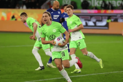 德甲解析：美因茨VS沃尔夫斯堡 保级刚需遇防线乱象，数据揭秘谁能抢占先机