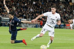 梅斯主场战术趋于防守，巴黎圣日耳曼近两场客战均未能破门