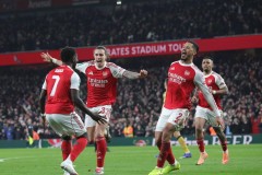 高清：阿森纳点球战9-8进联赛杯四强 球员激动庆祝